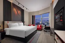Radisson RED Hotel Zhuhai Gongbei Port
