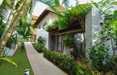 Le Petit Village Boutique Hotel & Spa