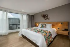 Leblón Suites Hotel