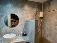 Come Moon Loft Hotel
