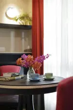 Sara's Hotel