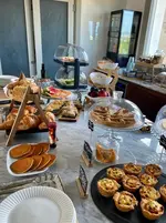 CasAunoE Boutique Hotel