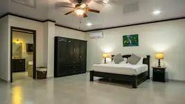 Serenity Hotel & Villas