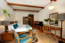 Woodlands Hotel & Resort