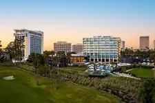 VEA Newport Beach, a Marriott Resort & Spa