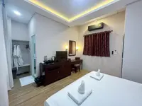 Daddy Dream Hotel & Residence