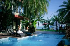 Windy Seaview Resort