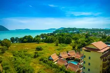 Phuket Kana International Hotel (普吉岛卡娜国际酒店)