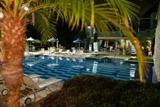 Radio Hotel Resort & Convention