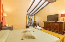 Hotel Arbatasar
