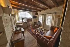 Divan Cave House