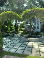 Me and Tree Villa