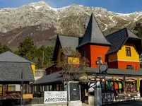 La Villetta Food & Drink