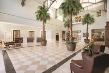 Embassy Suites Savannah Historic District