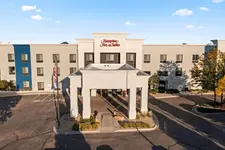 Hampton Inn & Suites Greeley