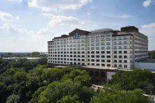 Renaissance Austin Hotel