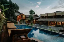 U Olive Hotel