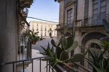 Charme Catania Central Suites