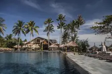 Aroma Beach Resort & Spa