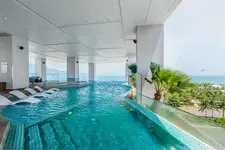 Awaken Da Nang Hotel