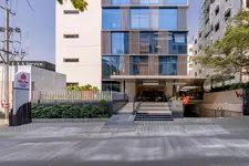 Skyla Studios & Suites