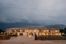 Pietra Hotel