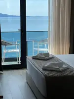 Joelle Premium Hotel