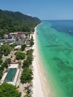 Thanya Beach Resort