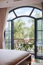 Luxe Paradise Suite Hotel