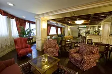 Hotel De La Ville