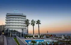 Sea Lion Hotel