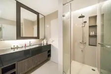 Altera Hotel & Residence