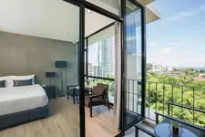 Altera Hotel & Residence