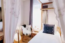 Eyja Guldsmeden Hotel