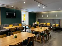 City Park Hotel by CHM