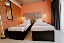 Limeshine Airport Transit Hotel