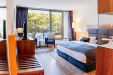 FAVORITE Parkhotel