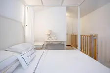 Diamond Deluxe Hotel