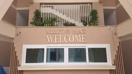 Middle Town Palace