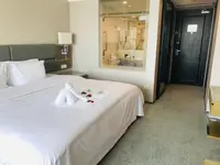 Holiday Inn Wuhan Riverside