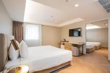 Away Bangkok Riverside Kene
