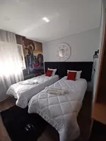 Leonchic Guest House