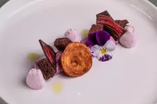 Chalet Euthalia Restaurant & Suites