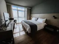 Midland Hotel & Resort