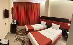 Duroy Hotel by Beverly