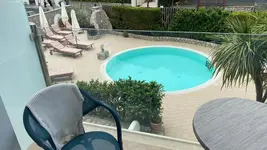 Capri Bougainville