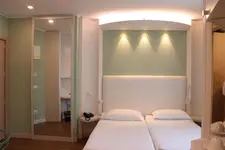 Ark Hotel