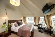 Astoria Hotel
