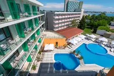 Hotel Saturn