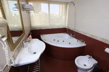 Duroy Hotel by Beverly